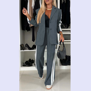Completo da donna taglie forti due pezzi <span class=keywords><strong>con</strong></span> blazer a righe <span class=keywords><strong>con</strong></span> bottoni laterali e <span class=keywords><strong>pantaloni</strong></span> <span class=keywords><strong>con</strong></span> tasche - Set casual elegante - Product Image 4