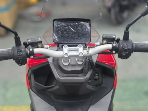 Bicicleta Eléctrica Plegable de Estilo Futurista, con Recuperación de Energía Mejorada, Ligera y Portátil para Viajes Urbanos y al Aire Libre - Product Image 4