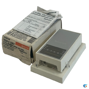 NUEVO T834 C 2267 <span class=keywords><strong>TERMOSTATO</strong></span> TRIPLE T834C2267 Nuevo Sistema PLC de Control Programable de Automatización Industrial Original - Product Image 1