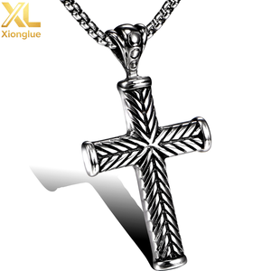 Collar de Acero Inoxidable con Cruz y Patrón de Espiga Estilo Hiphop, Chapado de 0.3mm, Joyería Gótica para Hombres y Mujeres - Product Image 1