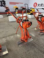 ZUJI VS35 Motorbetriebene Oberflächennivelliermaschine mit Benzinmotor, Aluminiumklinge und tragbarem Design