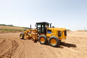 Niveleuse de chantier de haute qualité 915F 150 CV avec ripper - Product Image 4