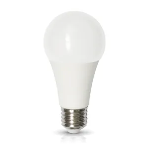 घर के लिए A55 LED बल्ब लाइटिंग 5W 7W 12W E27 B22 3000-6500k 80lm/w LED बल्ब