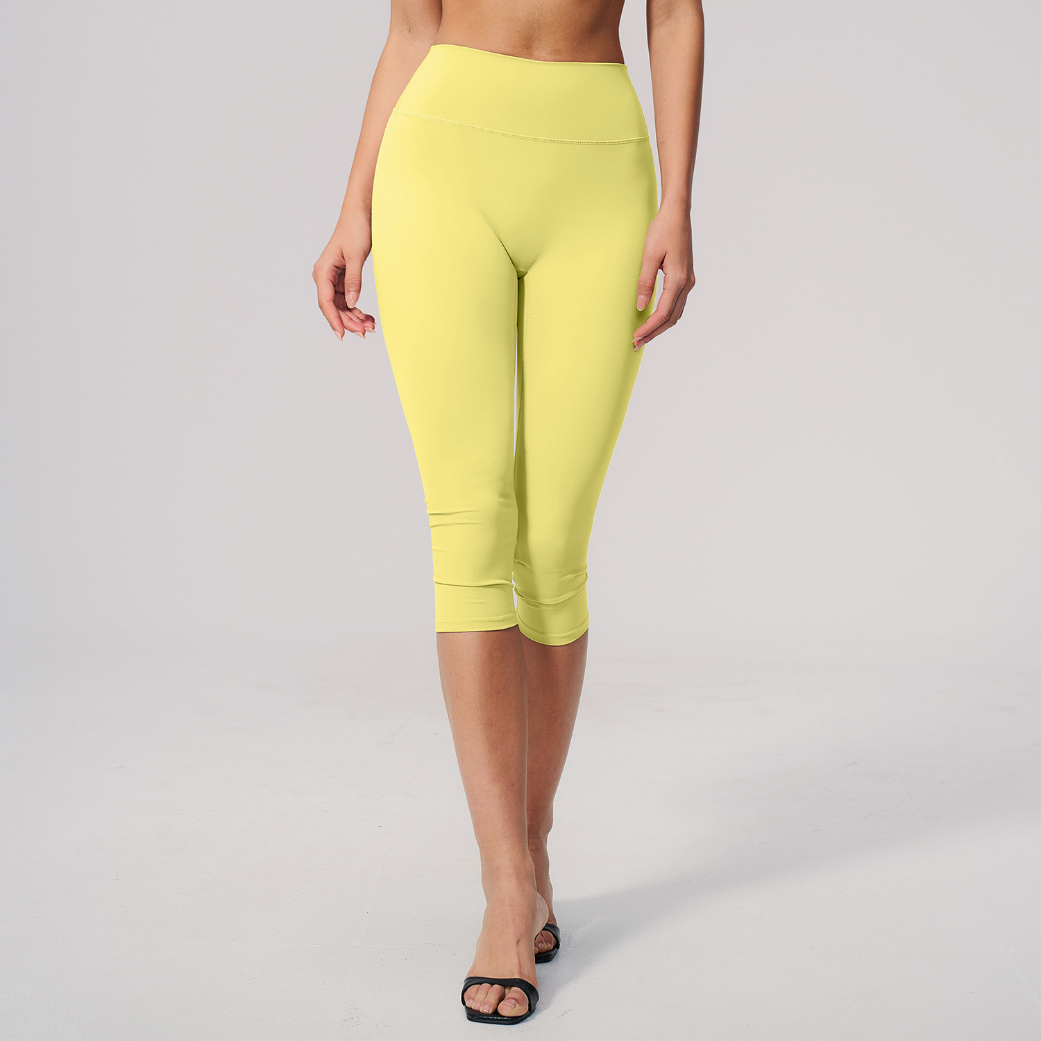 Yellow capri
