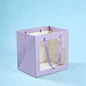 Bolsas de Regalo Personalizables de Color Morado Claro con Ventanas Transparentes, Diseñadas para Ramos de Regalo de Cumpleaños. - Product Image 1