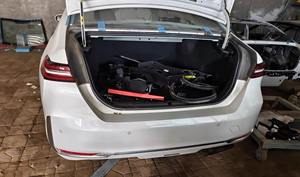 Parti di Smontaggio Completo per <span class=keywords><strong>BMW</strong></span> Serie 5 G60 G68, <span class=keywords><strong>Ricambi</strong></span> <span class=keywords><strong>Originali</strong></span> Usati: Kit Carrozzeria, Fari, Porte, Sospensioni - Product Image 5