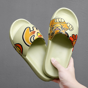 HappyChina Nuova Tendenza Moda Zoccoli con Stampa Cartoon Antiscivolo Graffiti Ciabatte Estive <span class=keywords><strong>Scarpe</strong></span> da Uomo per Nuovi Stili - Product Image 1