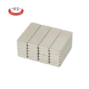 Hiệu Suất Cao N52 <span class=keywords><strong>NdFeB</strong></span> Nam Châm Neodymium N35 Vàng Tuyệt Vời Ngành Công Nghiệp Động Cơ Khối Lập Phương Giá Tốt Đấm Uốn Cắt - Product Image 4