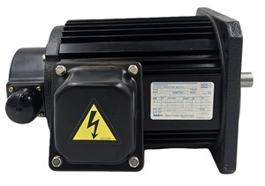 Motor de Inducción Trifásico de Velocidad Variable Plc Uajpee-08dk2k R12yf004940 [Envío Rápido para Producto con Garantía] - Product Image 1