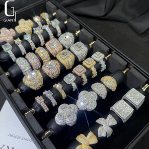 Anelli Moissanite Iced Out VVS1 HipHop Scintillanti con Certificato GRA in Argento Sterling 925 da Uomo - Disponibili Subito - Offerta Imperdibile - Product Image 1