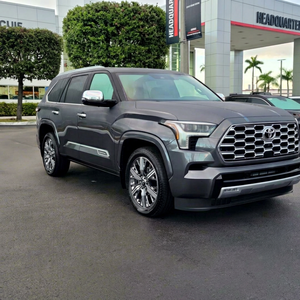 Gris, Usado, para Sequoia Caliber SUV 4WD Automático, Cuero, R20, Volante a la Izquierda, 5 Asientos, Nuevo Modelo - Product Image 1