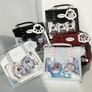 Sac bandoulière personnalisé en cuir PU pour femmes, style anime Ita Bag, avec porte-badges intégré et motif patte de chat mignon - Product Image 2