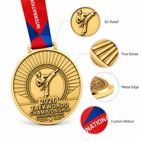 Taekwon-Do Medaille 3D Kick Sunburst Gold Silber Bronze Set mit individueller koreanischer Inschrift, Lanyard, internationaler Metall-Mode-Sportartikel