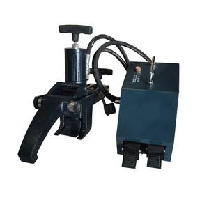 Démonte-pneus hydraulique à pompe à pied <span class=keywords><strong>de</strong></span> 10 tonnes, style Ruck, pour tracteur, avec pompe, démonte-pneus - Product Image 2