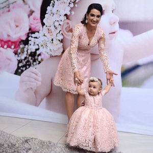 Vestido de Fiesta de Encaje Completo Romántico Personalizado para Niñas, Diseño de Vestido de Boda con Mangas Cortas y Bordado para Bebés - Product Image 5