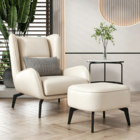 Fauteuil d'appoint de luxe à dossier haut avec repose-pieds en similicuir pour appartement, salon, chambre - Chaise de détente traditionnelle