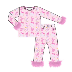 Conjuntos de pijamas navideños para niñas, pantalones de manga larga con estampado navideño y ribete de piel, ropa de dormir suave y acogedora para invierno - Product Image 2