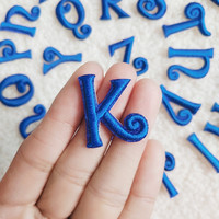 Patch Thermocollant ou Autocollant, Mignon Mini Alphabet Rose Bleu 2,5 cm pour Filles et Femmes