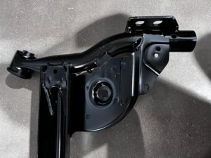 ชุดช่วงล่างล้อหลังขายดี Eje Trasero Suspension Eixo Traseiro OE 555114695R สำหรับรถยนต์เรโนลต์ นิว <span class=keywords><strong>โล</strong></span><span class=keywords><strong>แกน</strong></span> ปี 2014 - Product Image 5