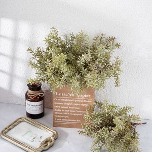 CallaFloral - Ramilletes de Hojas de Regaliz Artificiales, Flores Decorativas de Plástico Verde en Varios Tamaños para Decoración de Bodas y Hogar - Product Image 1