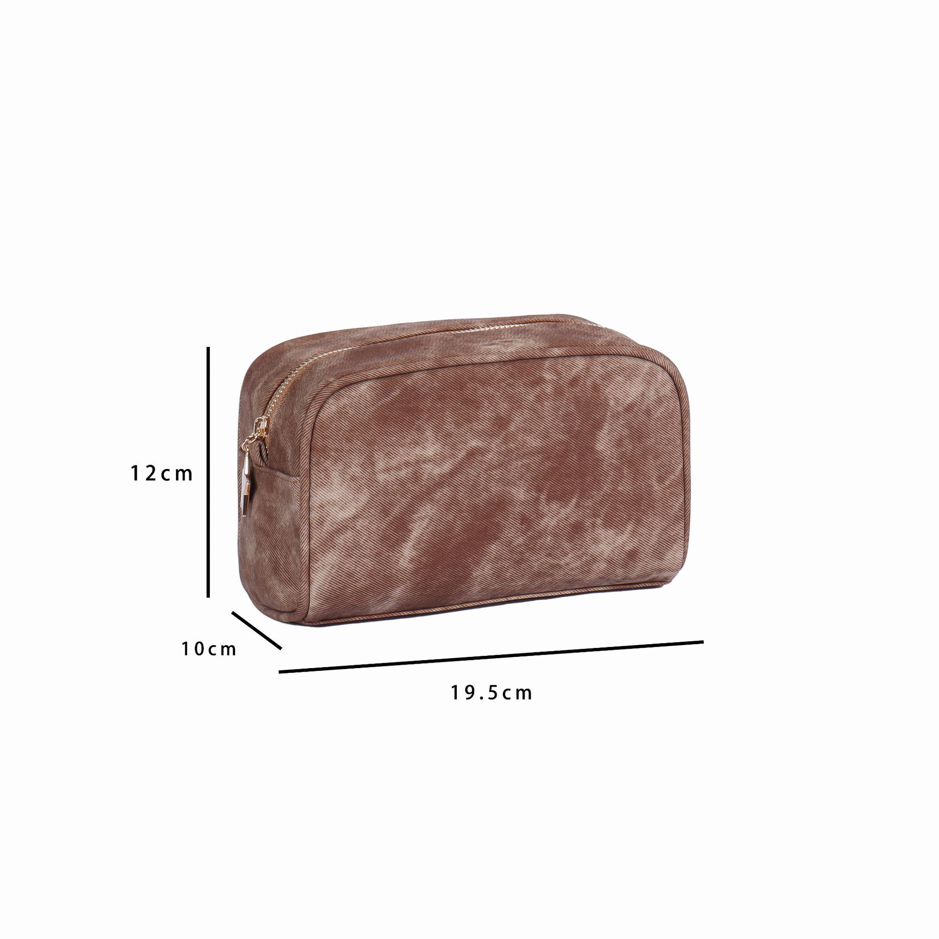 Bolso semicircular de denim marrón