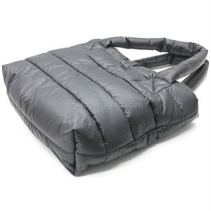 优质黑色冬季绗缝面料手提包日常使用时尚舒适 - Product Image 6