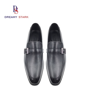 Zapatos Sin Cordones de PU con Diseño de Parches y Diferentes Texturas, Logotipo Personalizable, Ligeros, Transpirables, Elegantes y con un Toque Único para Negocios - Product Image 4