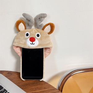 Christmas Fawn Hat Warm <span class=keywords><strong>Applin</strong></span> Funda de teléfono de felpa para iPhone 17 16 15 14 13 12 Pro Max TPU Funda de teléfono a prueba de golpes - Product Image 3