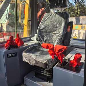 รถดันดิน Caterpillar D7G มือสอง สภาพดีเยี่ยม พร้อมวินซ์ ใช้งานได้สมบูรณ์แบบ เหมาะสำหรับงานฟื้นฟูพื้นที่ - Product Image 5