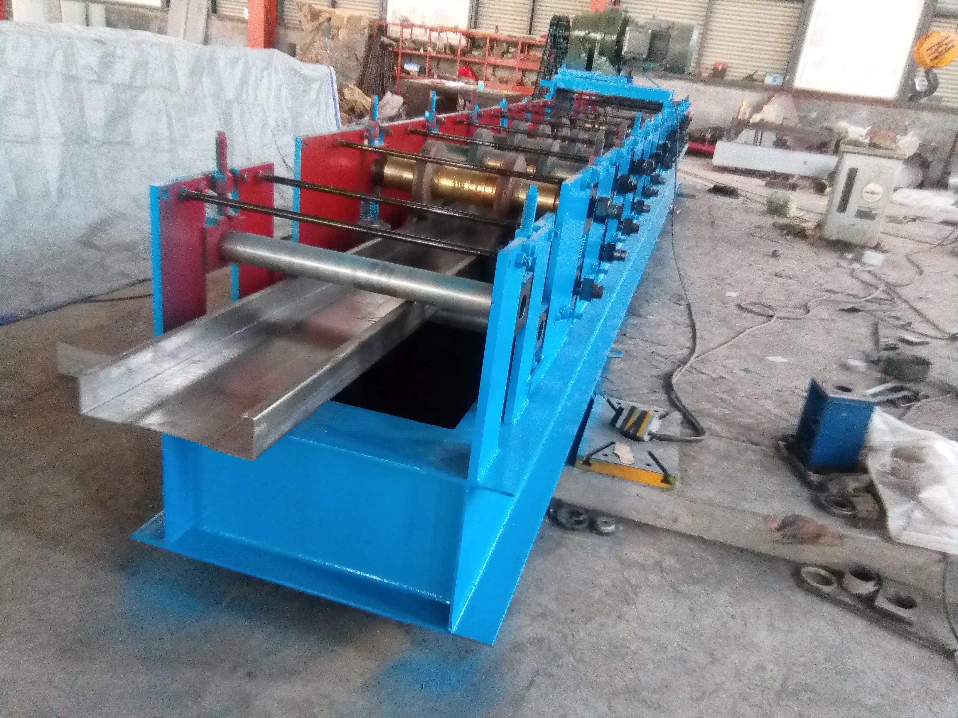 Automatic China Steel C Z Purlin Profile Cold Roll Forming Machine