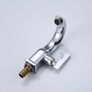 Robinet de lavabo de salle de bain d'hôtel en alliage de zinc, à poignée unique, couleur chrome, vente directe d'usine, prix bas - Product Image 4