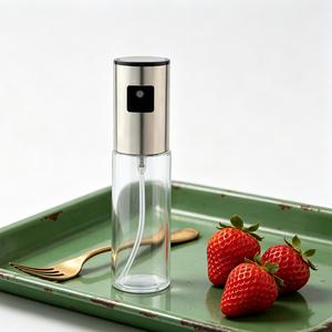Vente en gros : Flacon pulvérisateur d'huile en <span class=keywords><strong>verre</strong></span> borosilicate de 100 ml avec tête en acier inoxydable et <span class=keywords><strong>action</strong></span> <span class=keywords><strong>à</strong></span> pression - Product Image 4