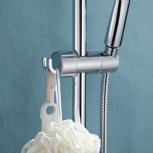 Accessorio <span class=keywords><strong>per</strong></span> rubinetto da bagno regolabile cromato morsetto di ricambio con 2 ganci <span class=keywords><strong>per</strong></span> soffione e supporto <span class=keywords><strong>per</strong></span> spruzzatore rotante - Product Image 6