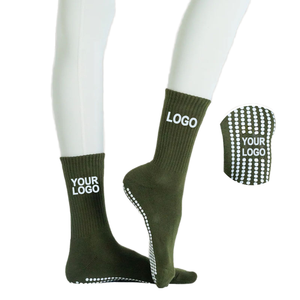 Calcetines Deportivos Antideslizantes Color Verde Oliva con Logotipo Personalizado al por Mayor, Calcetines Profesionales de Fútbol para Hombre, Calcetines Deportivos Antideslizantes - Product Image 1