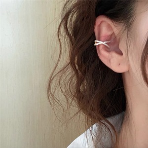 Orecchini a Clip con Croce e Doppia Linea di Zirconi, <span class=keywords><strong>Gioielli</strong></span> Personalizzati, Ipoallergenici, Regolabili - Product Image 3