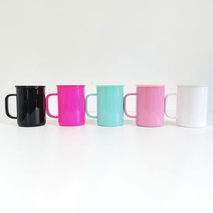 Taza de café de plástico de 17 oz con tapa, en blanco para sublimación, colorida, con asa y pajita para transferencia por prensa de calor - Product Image 2