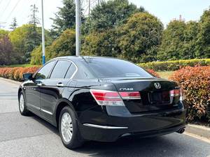 Sedán Usado en Venta, <span class=keywords><strong>Honda</strong></span> Modelo <span class=keywords><strong>2012</strong></span>, Octava Generación <span class=keywords><strong>Accord</strong></span> 2.0 SE, 5 Asientos, Gasolina, Automático, R16, Volante a la Izquierda, Jiben Auto - Product Image 2