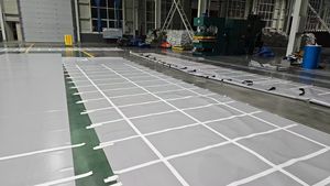 Venta caliente tela de Pvc 400-700 GSM Material rollo de lona impermeable resistente al desgarro duradero para cubierta de camión/columna de aire/estanque - Product Image 2