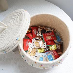 Petits paniers ronds tissés en corde de coton décoratifs à <span class=keywords><strong>pompon</strong></span> arc-en-ciel coloré avec couvercles pour organiser - Product Image 5