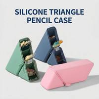 Trousse à crayons triangulaire en silicone grande capacité, lavable, autoportante, avec plusieurs compartiments, pour la vente en gros