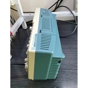 Osciloscopio Digital Tektronix Tbs 1104 Usado, Cuatro Canales, 100mhz-1gs/s - Product Image 5