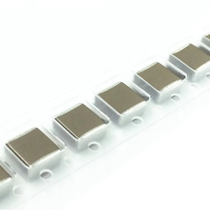 0402 3.3nf เพิ่มอัตราส่วน 20% 50V X5R TD/K SMD ± C1005X5R1H332M050BA - Product Image 2