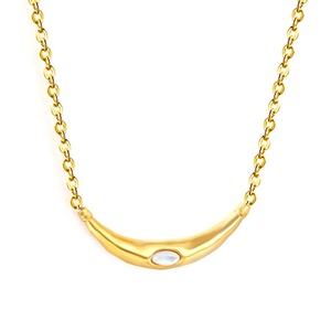 Collar de Acero Inoxidable con Colgante de Barra Curva Chapado en Oro de 18K, Incrustaciones de Perlas, Estilo Minimalista para Mujer - Product Image 1