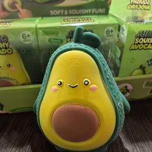 Wholesale Kawaii Jumbo Avocado Squishy <b>Toys</b> Soft Slow Rising Fruit Stress Relief Fidget <b>Toy</b> Novelty <b>Desktop</b> Sensory <b>Toys</b> - Product Image 3
