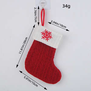 Chaussettes de Noël à rayures rouges classiques Chaussettes de Noël tricotées Décoration de pendentif de Noël festif - Product Image 6