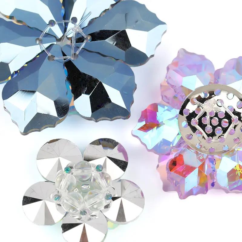 New Product Crystal Flower Decoration Glass Crystal Rhinestone Flower Applique Sew On Rhinestone