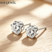 Boucles d'oreilles clous en moissanite serties de griffes plaquées rhodium Souljewel, en argent 925, style classique, pour femmes, hommes, unisexe, pour fiançailles, fêtes, usage quotidien