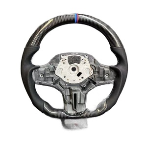 พวงมาลัยคาร์บอนไฟเบอร์สำหรับ BMW G30 G31 G80 G87 อุปกรณ์เสริมสำหรับการอัพเกรดและเปลี่ยนทดแทน - Product Image 1