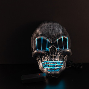 <span class=keywords><strong>Masque</strong></span> lumineux en plastique noir en forme <span class=keywords><strong>de</strong></span> crâne d'Halloween, lumière froide, 24,5x16x7,5cm, pour accessoires <span class=keywords><strong>de</strong></span> bar et <span class=keywords><strong>de</strong></span> soirée dansante - Product Image 2