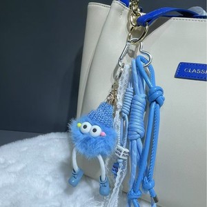 Porte-clés Pendentif Poupée Elfe en Peluche Forme 3D Faite à la Main en Cuir Artificiel Printemps 2025 Guangzhou - Product Image 4
